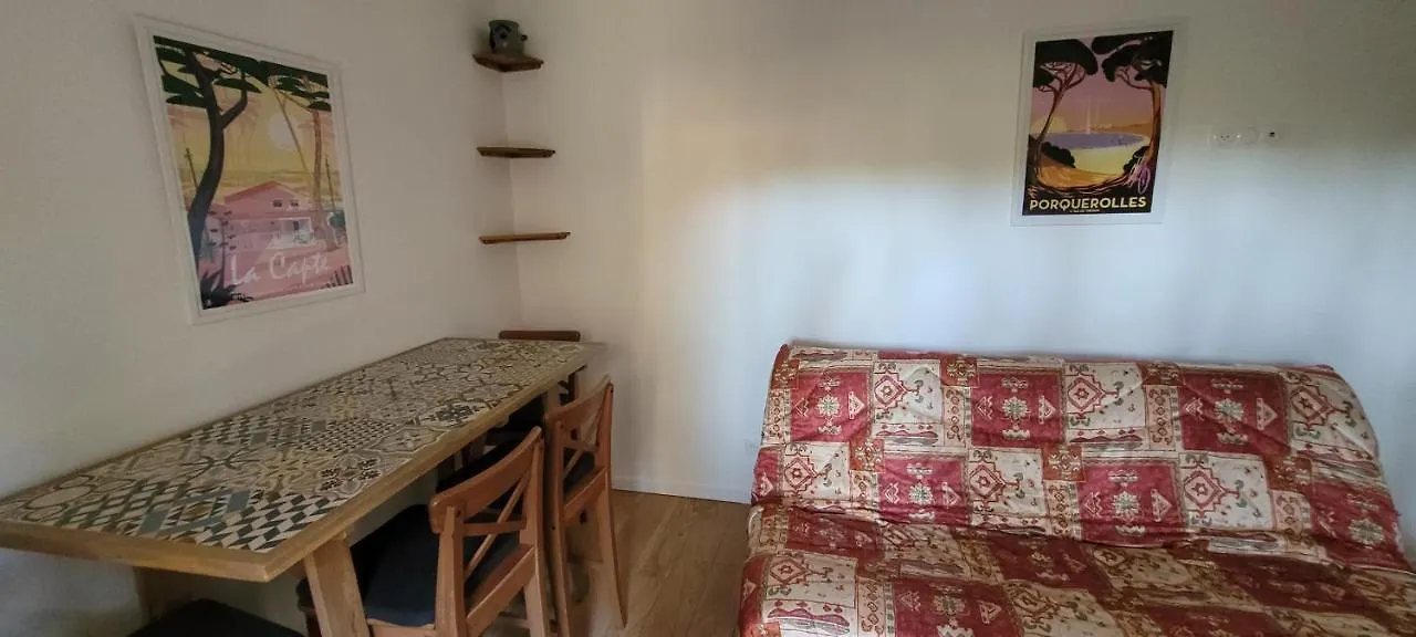 Pesquiers T2 Grande Terrasse Διαμέρισμα Ιέρ Γαλλία